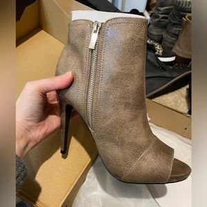 Brand new peep toe stiletto booties